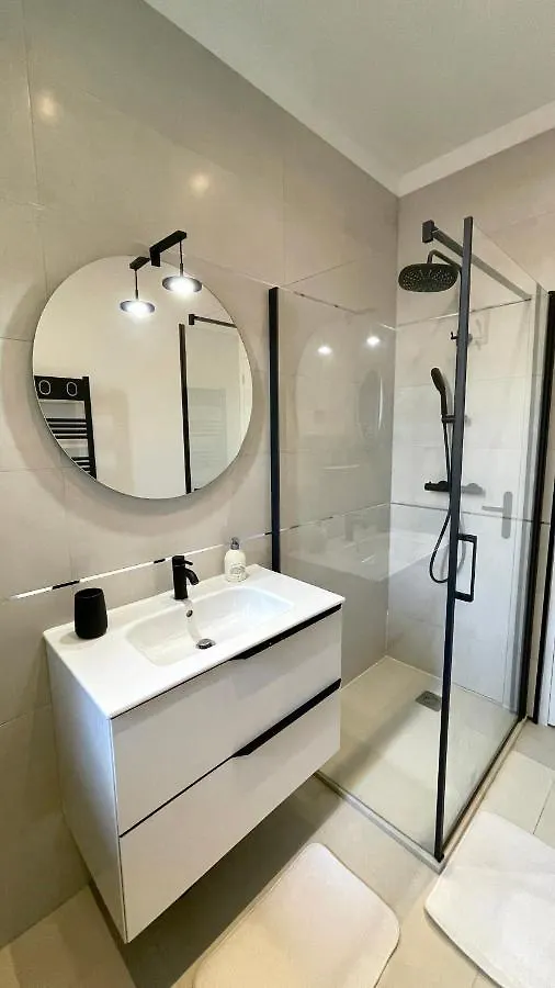 Charmant Appartement 3 Etoiles, Chaleureux Et Bien Equipe Cannes Lägenhet