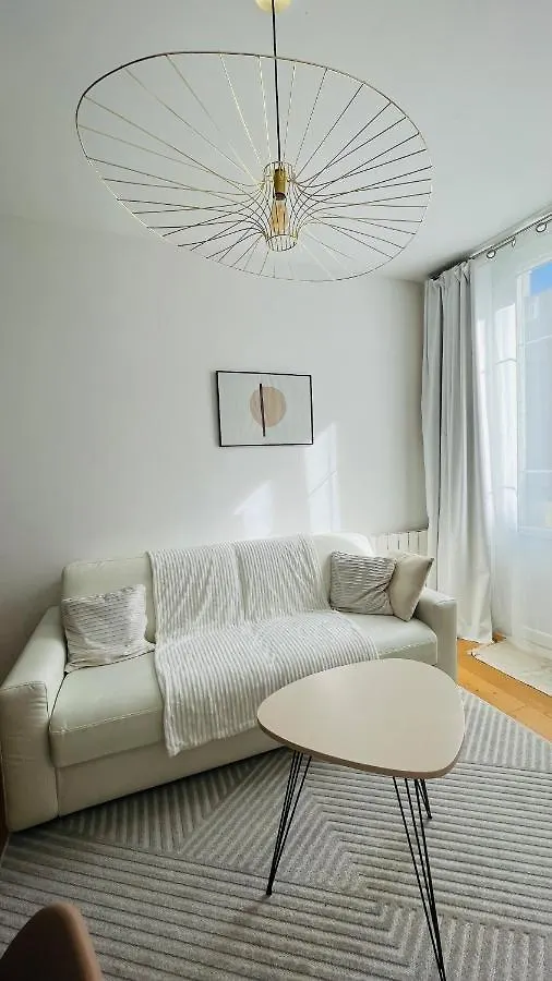 Charmant Appartement 3 Etoiles, Chaleureux Et Bien Equipe Cannes
