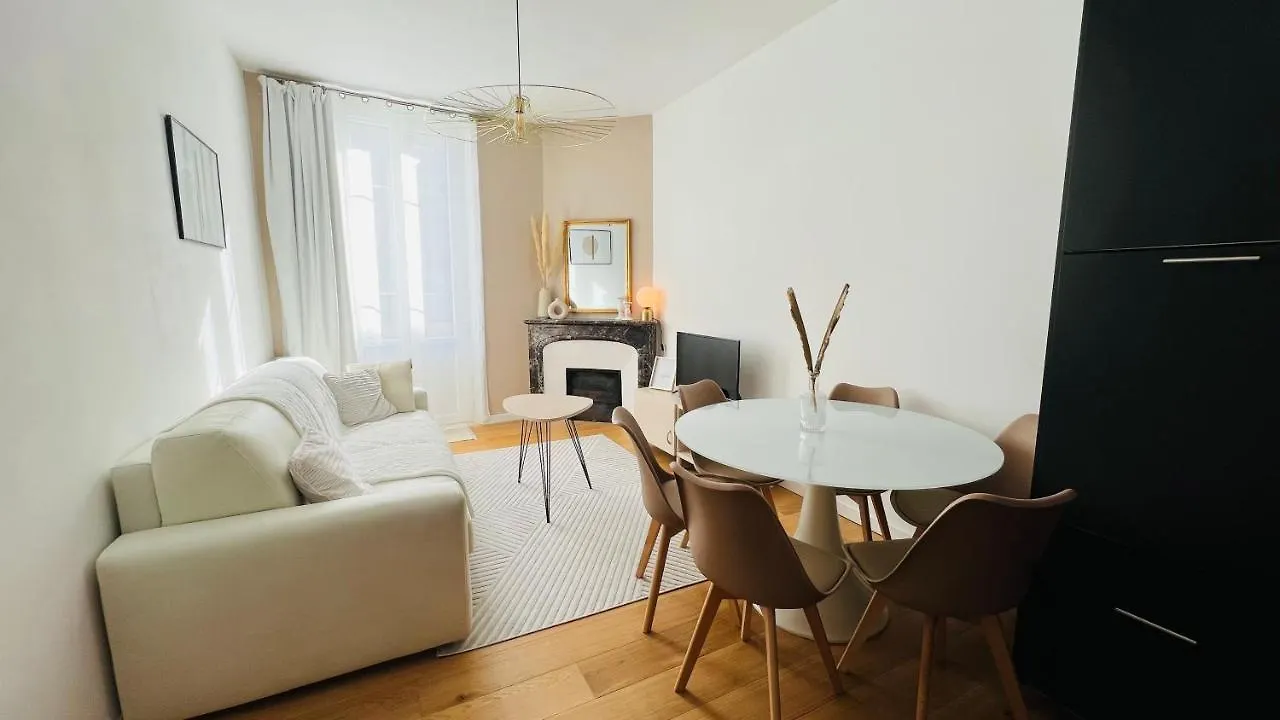Lägenhet Charmant Appartement 3 Etoiles, Chaleureux Et Bien Equipe Cannes